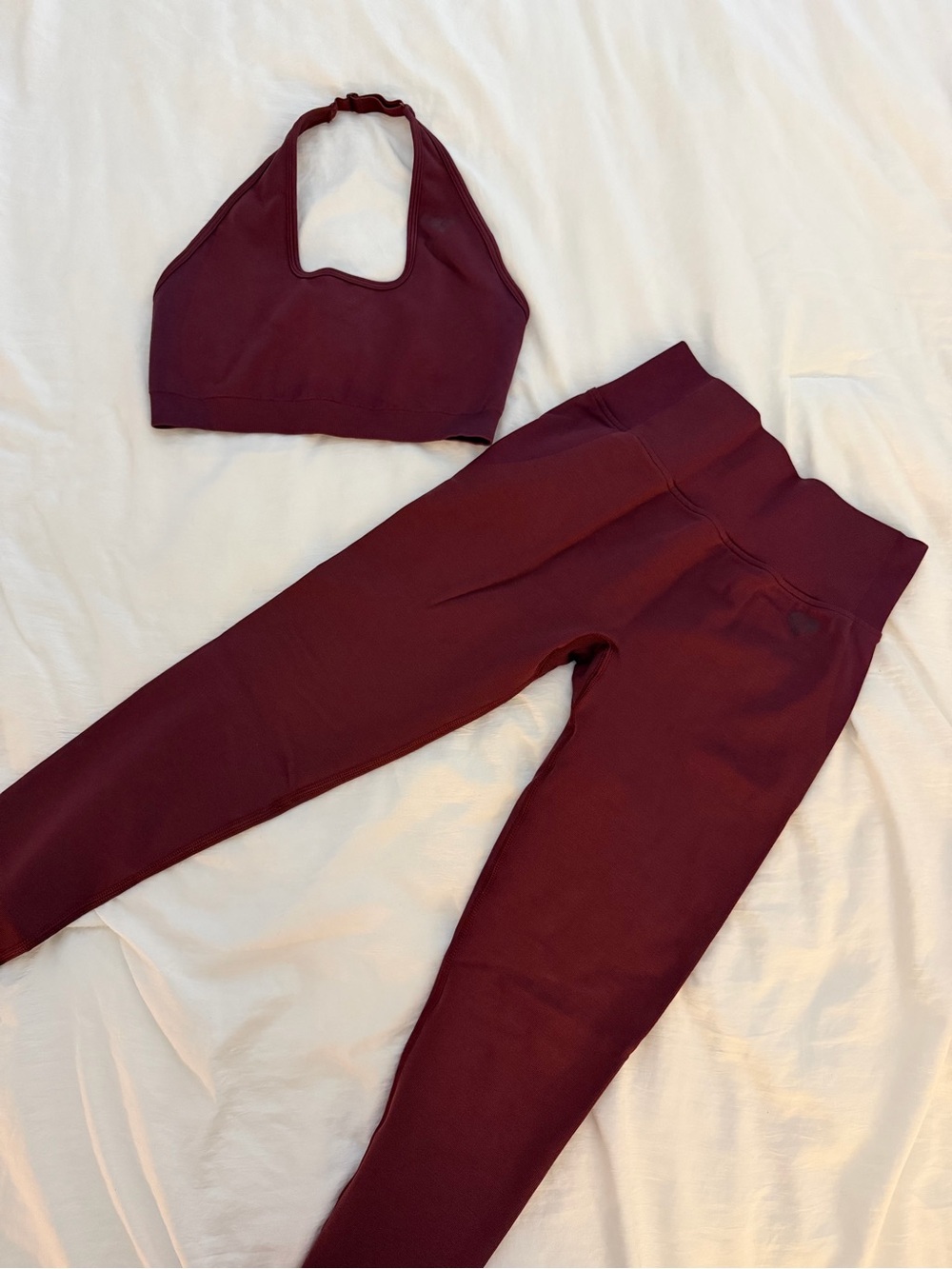 Womens Best Burgundy Athletic Leggings & Matching Sports Bra Set